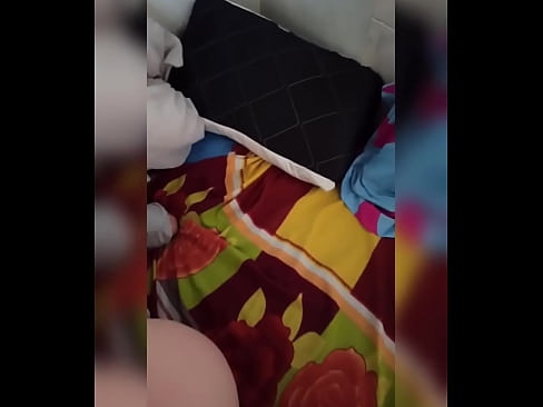 ❤️ Mwenzangu anakaa peke yake nyumbani kwa sababu mume wake anaenda likizo na mimi huchukua nafasi hiyo kumlamba na kumjaza maziwa. ️❌ ❌️❤